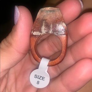 QUANTA SNOW FALLING RESIN RING